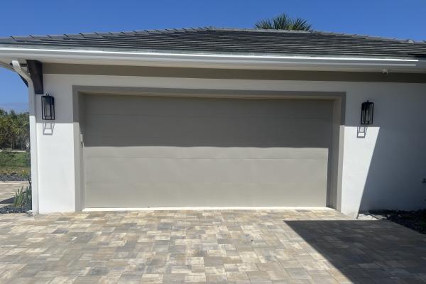 CHI model 2150 installed by ABS Garage Doors in Palm Coast, Florida.